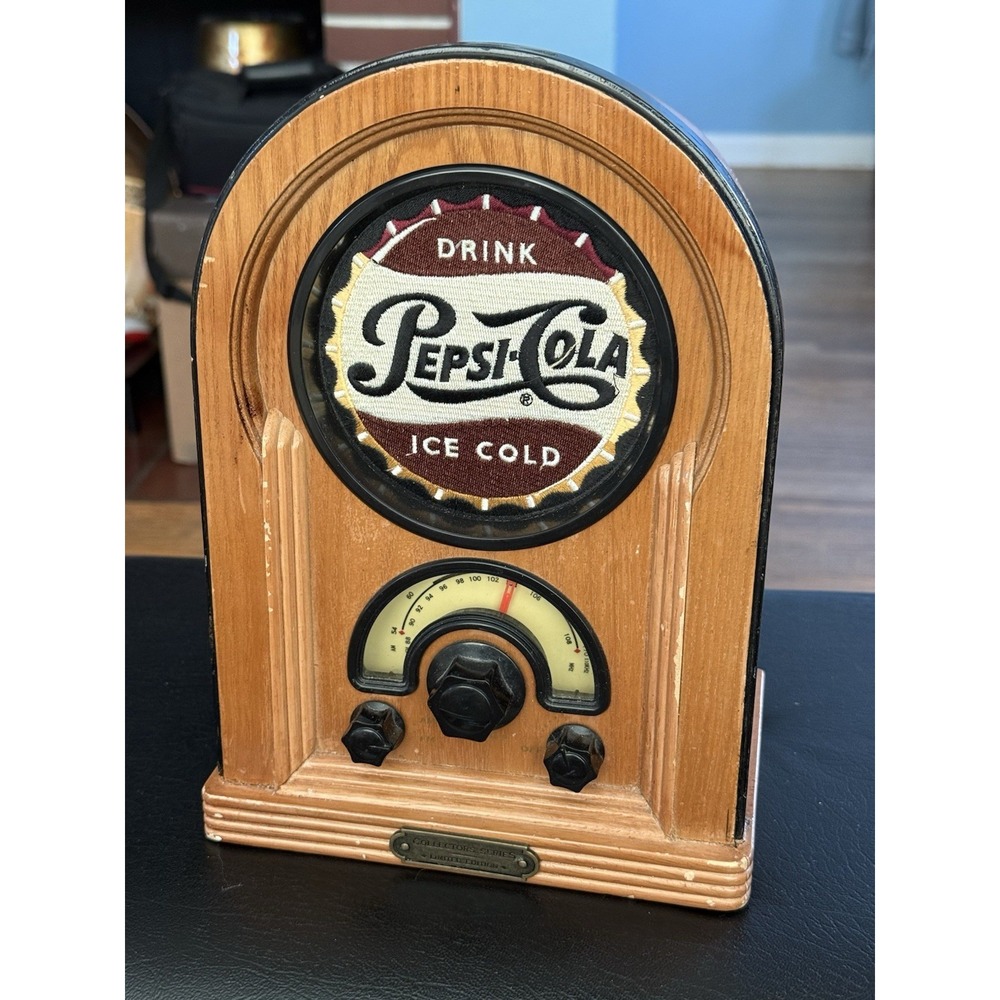 Vintage Rare Pepsi Cola AM FM Radio Wooden Electric Excellent Collectors Series‎